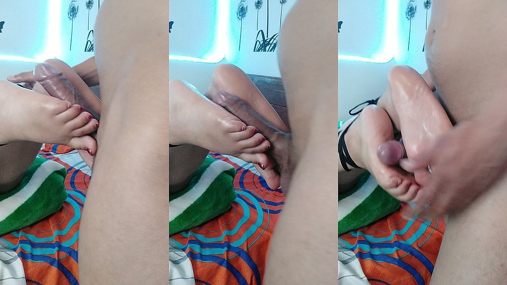 i rub my big cock (Kendall 99, Marine 892) i rub my big cock (Kendall 99, Marine 892)