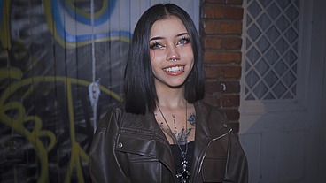 Scarlet Jones