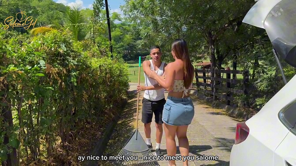a farmer helps a milf and she milks him in return!!! (Salome Gil, Maxx Betancur) a farmer helps a milf and she milks him in return!!! (Salome Gil, Maxx Betancur)