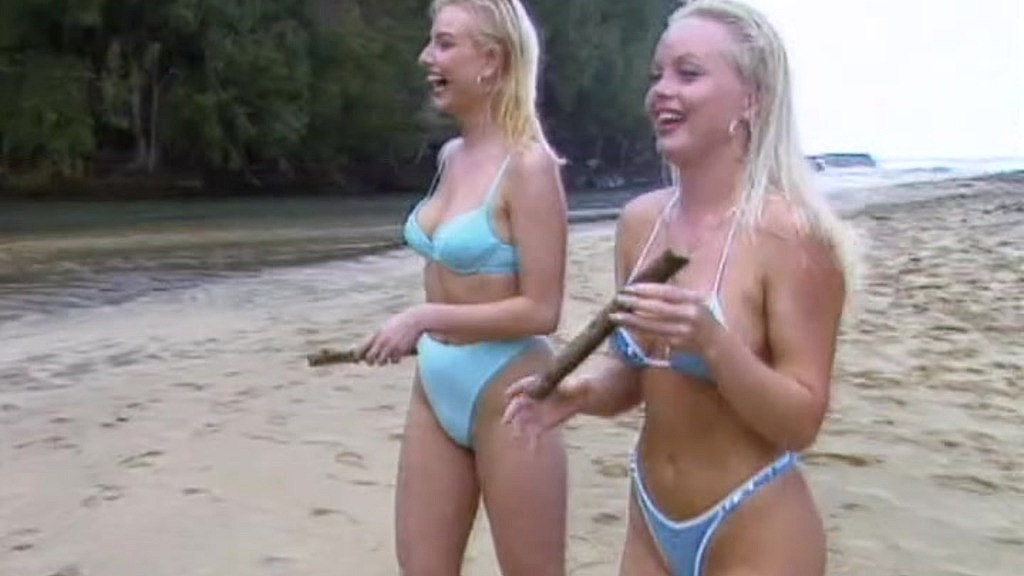 Silvia Saint & Mishi in wet rescue