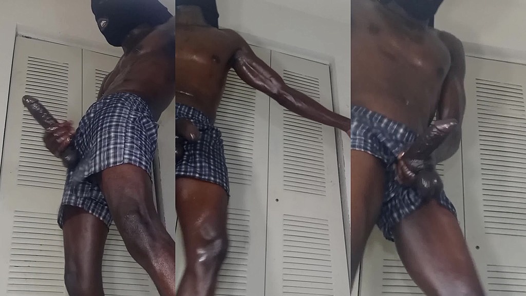 sexy bbc jerking (Mr Spanxalot) sexy bbc jerking (Mr Spanxalot)
