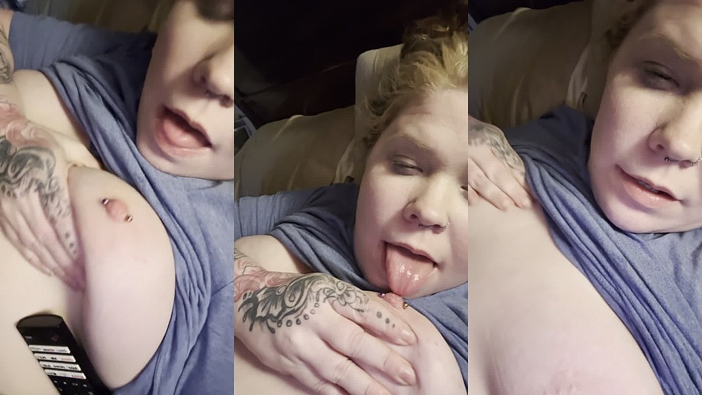 roxycrimson - a little nipple play for you (Roxycrimson) roxycrimson - a little nipple play for you (Roxycrimson)