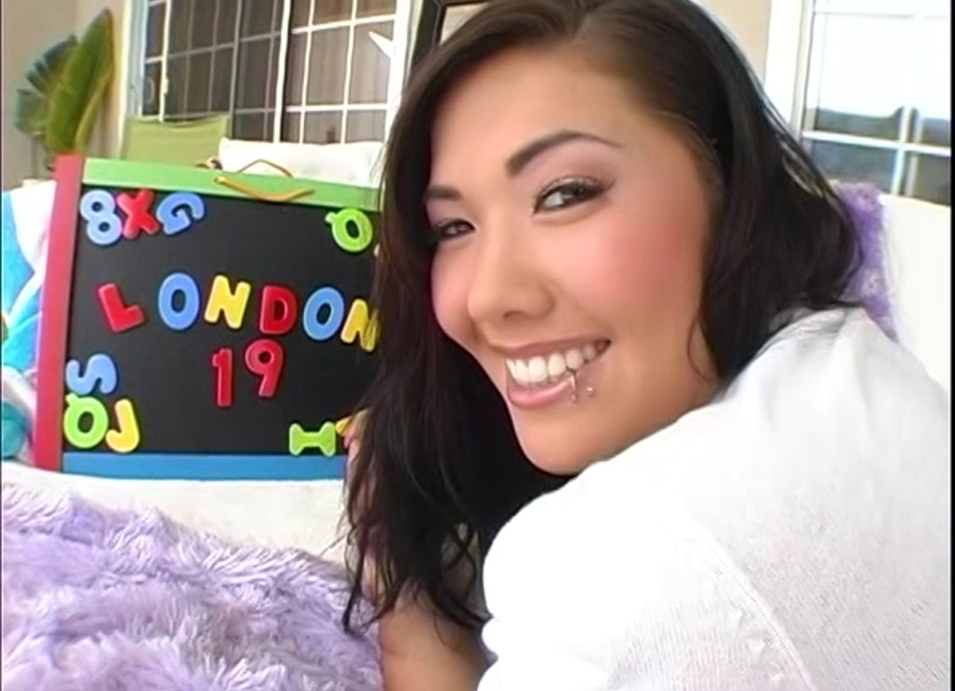 London Keyes First Timer! Super Cute 19 Yo Asian Big Cock POV Blowjob And Cum Facial