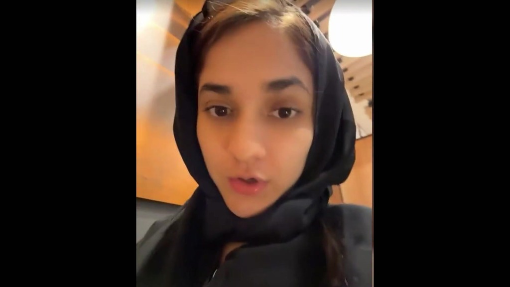 pakistani school teacher viral video - real zoya