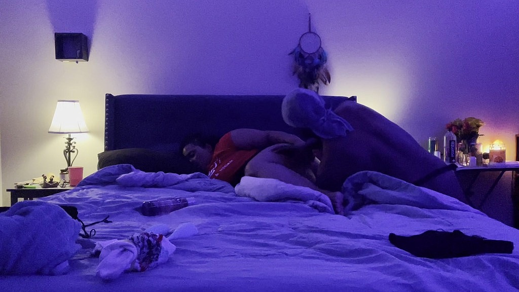 bbw woke up to strap by lesbian (Buttababejade, Nakedfitbiz) bbw woke up to strap by lesbian (Buttababejade, Nakedfitbiz)