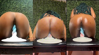 Ebony Creamy Txntcle Ride