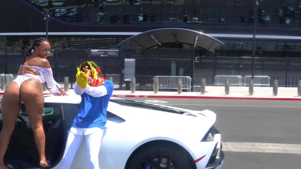 porsha carrera sucks in front of football stadium (Porsha Carrera, Gibby The Clown)