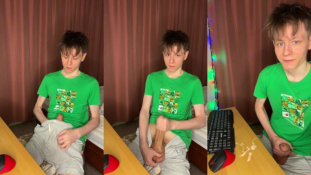 watching the veins pop on my big dick while stroking (Evgeny Twink) watching the veins pop on my big dick while stroking (Evgeny Twink)
