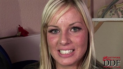 Fresh & sexy newcomer Carol