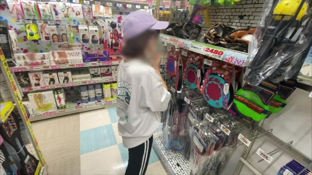 大◯生彼女と休みの日にドンキ行って適当買い物してドライブした後にお昼からいちゃいちゃしてそのままお互いムラムラしてきて…。 (Momoka, Nono) 大◯生彼女と休みの日にドンキ行って適当買い物してドライブした後にお昼からいちゃいちゃしてそのままお互いムラムラしてきて…。 (Momoka, Nono)