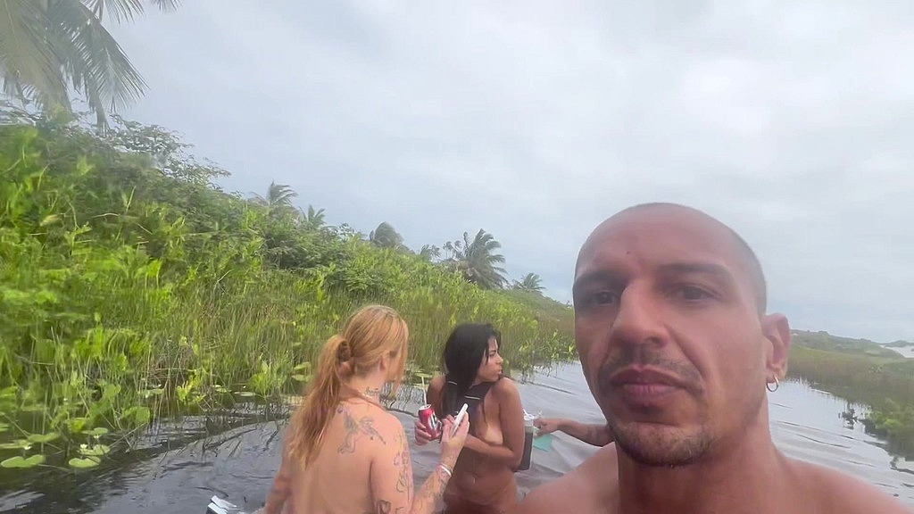 fui conhecer um mangue de nudismo na bahia e olha oq aconteceu por la (Pitbull Porn, Brinquedo Ator 2, Joao O Safado, Loira Luxx, Lunna_Geek) fui conhecer um mangue de nudismo na bahia e olha oq aconteceu por la (Pitbull Porn, Brinquedo Ator 2, Joao O Safado, Loira Luxx, Lunna_Geek)