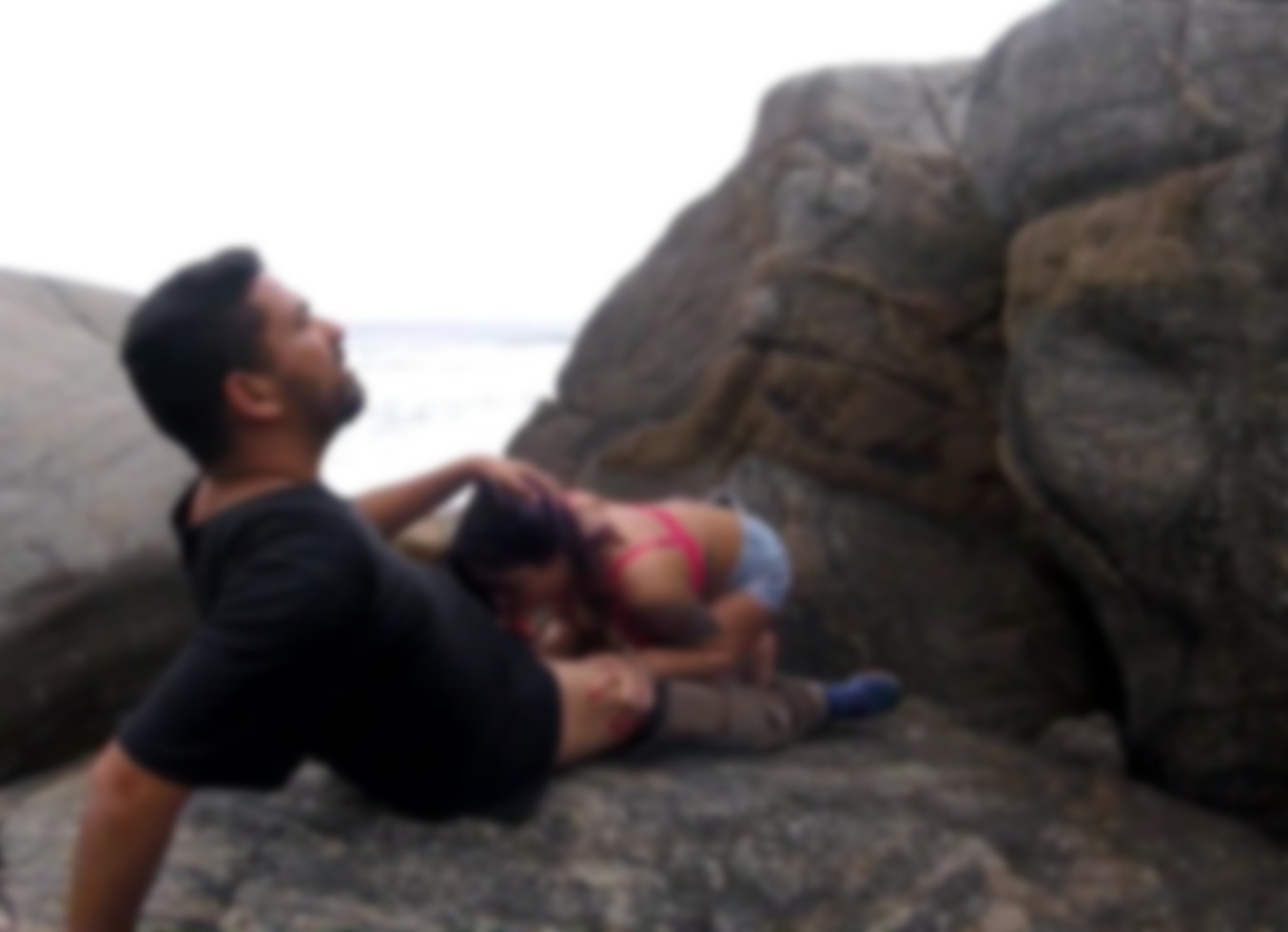 Sexo Na Praia Em Publico