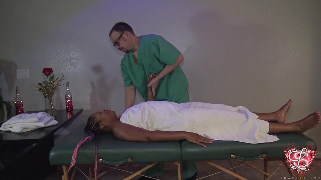 fucking my masseur eric dikkersun (Shanice Luv, Eric Dikkersun) fucking my masseur eric dikkersun (Shanice Luv, Eric Dikkersun)