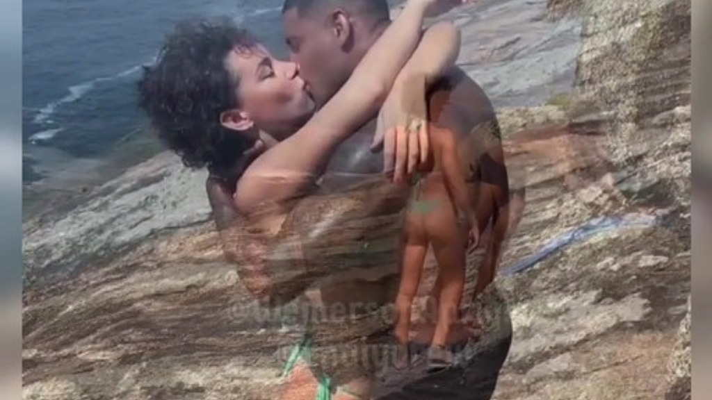 peguei a minha vizinha na praia filme bissexual (Marco, Jully Star) peguei a minha vizinha na praia filme bissexual (Marco, Jully Star)