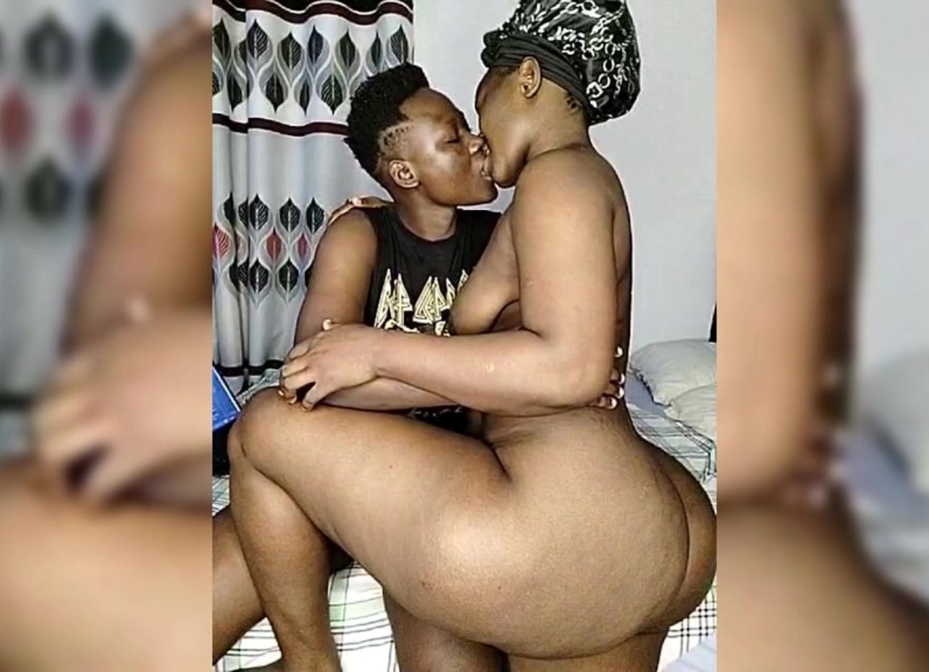 Freaky Black Maidens E46 : Black Lesbians Deep Kissing