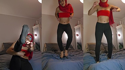 Jumping On My Bed Till My Last Air Mia Niqab