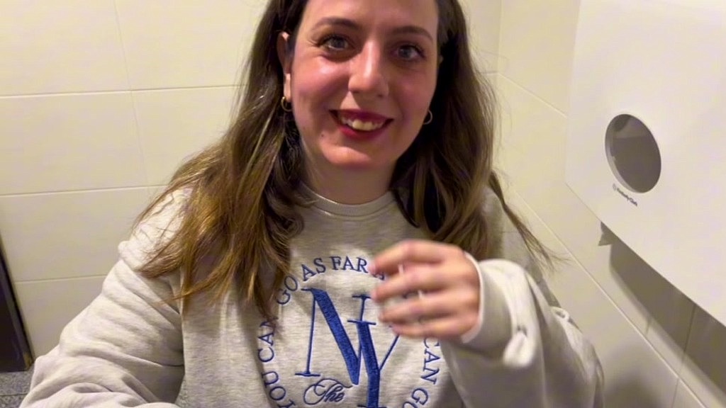 Condegato, Larubiax: tremenda rubia dando el culo a su novio (AnalVids.com) tremenda rubia dando el culo a su novio (Condegato, Larubiax)