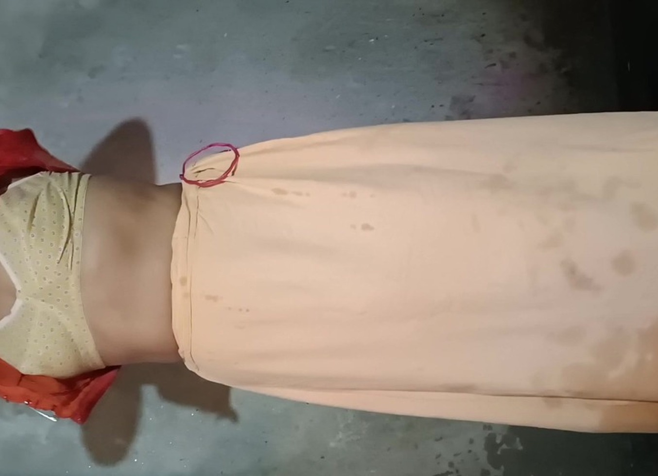 Beautiful Married Bhabhi Bathroom Pissing Porn Fingering