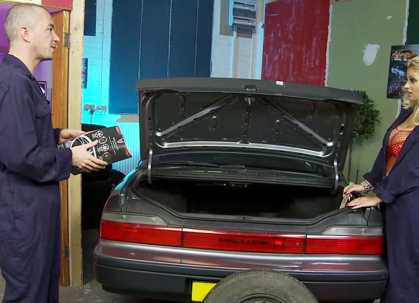 Katie Kaliana Sucks Her Mechanics Dick Before Fucking Him