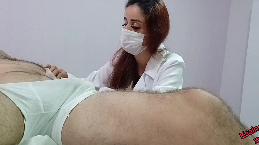 enfermeira e estetica observa erecao do paciente! (Meteflix2, Fanny1) enfermeira e estetica observa erecao do paciente! (Meteflix2, Fanny1)