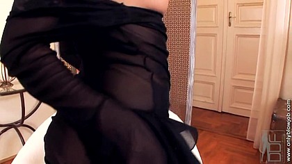 luxury whore on her knees (Antonio Carigan, Honey Winter)