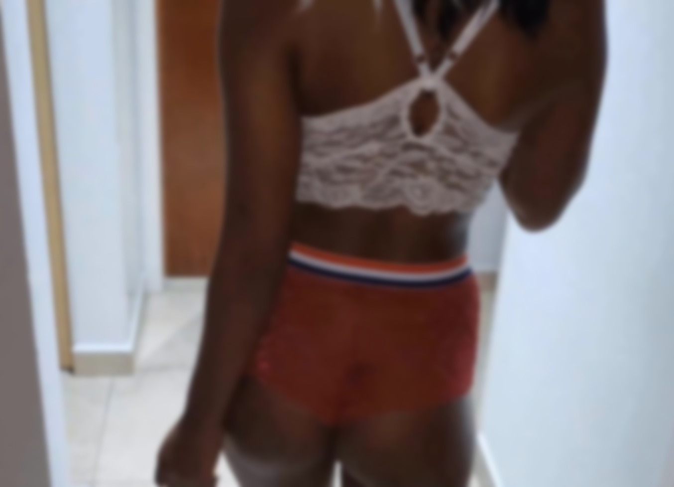 Hijastra Caliente: !Secretos Prohibidos Revelados En Casa Sola! Hermanastra Trioo