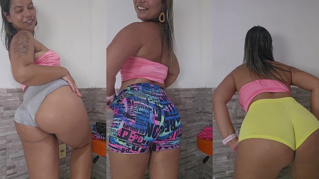 trocando meus shortinhos para voce safado (Mari) trocando meus shortinhos para voce safado (Mari)