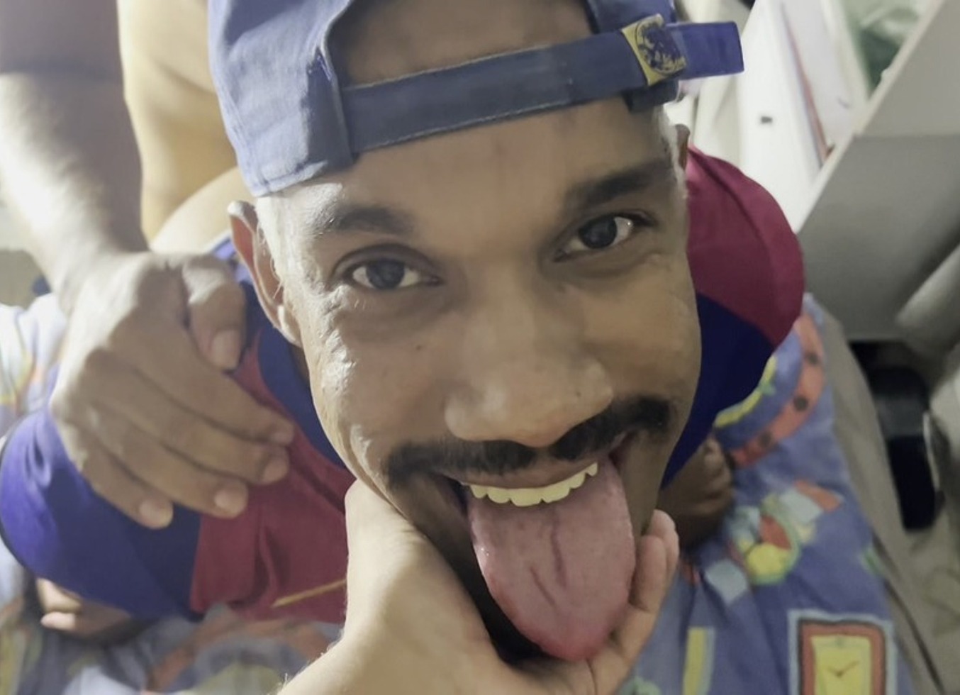 Surruba Apos Role De Carnaval - Part I/2