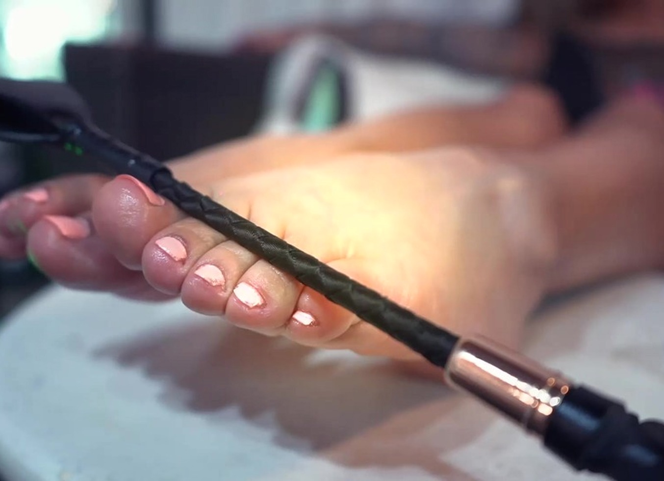 I'm Hannah, and I Want to Show You Everything You and I Can Do.