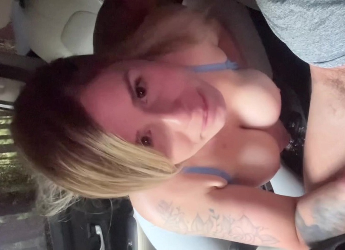 Carona Termina Com Foda No Mato E Gozada Na Boca