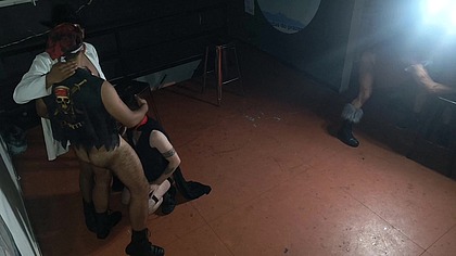 DOCURAS OU GOSTOSURAS bastidores de uma SURUBA DE HALOWEN part_3