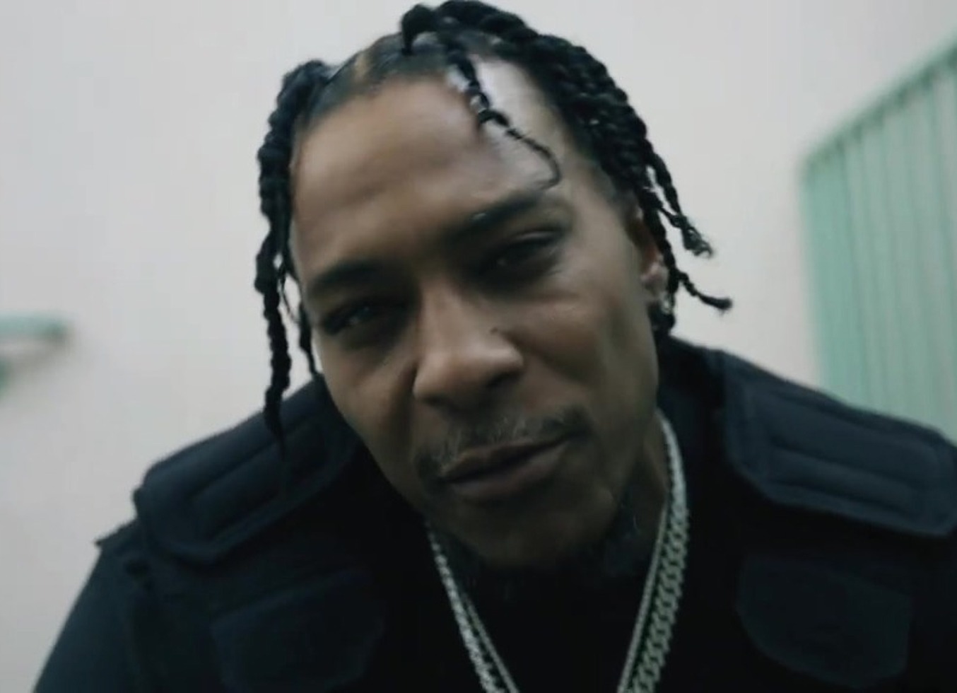 Alphonsolayz - Odubby - Crown-Cap Sht (Official Video)