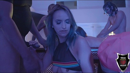 Nymphos Were Dicked By Rome Major & Friends During Hot Orgy Clip!