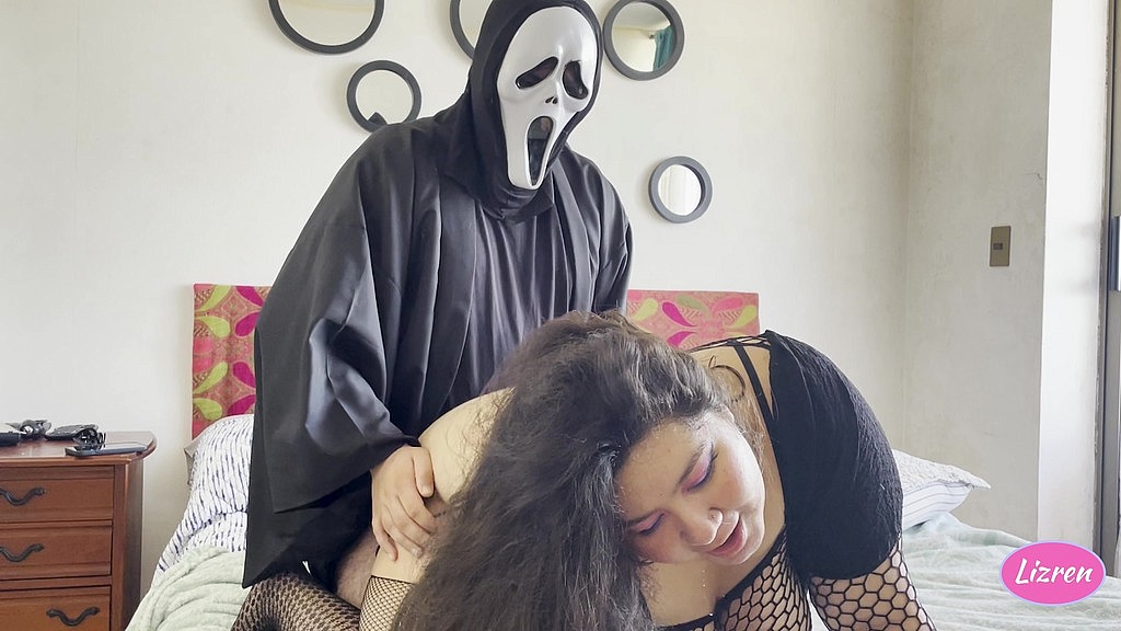 lizren - halloween me salvo de screeam de una culiada (Lizren, Ren) lizren - halloween me salvo de screeam de una culiada (Lizren, Ren)