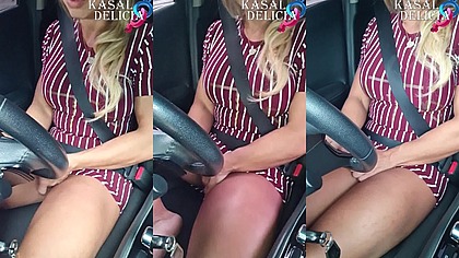 Esposinha dirigindo e se masturbando ate gozar no meio do transito