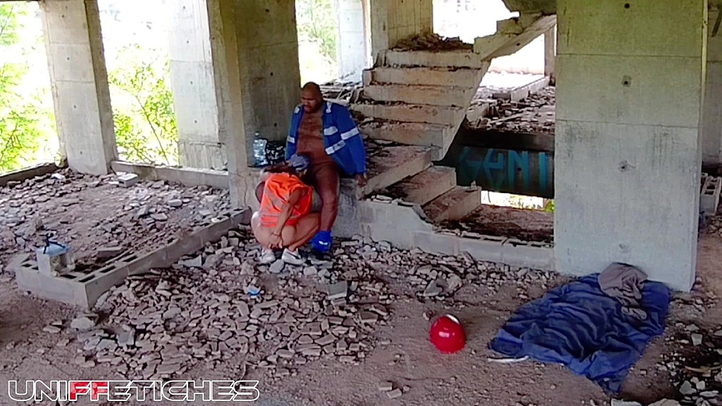 construction workers having sex on holiday. (HalryBarry,TheBlackHunterr) construction workers having sex on holiday. (HalryBarry,TheBlackHunterr)
