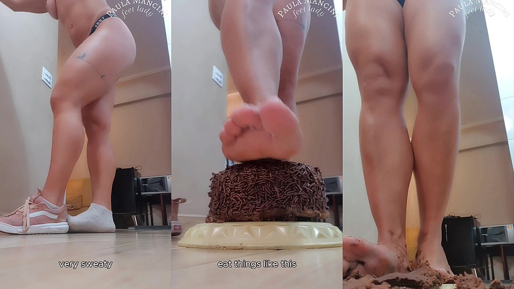 barefeet crushing (Paula Mancini) barefeet crushing (Paula Mancini)