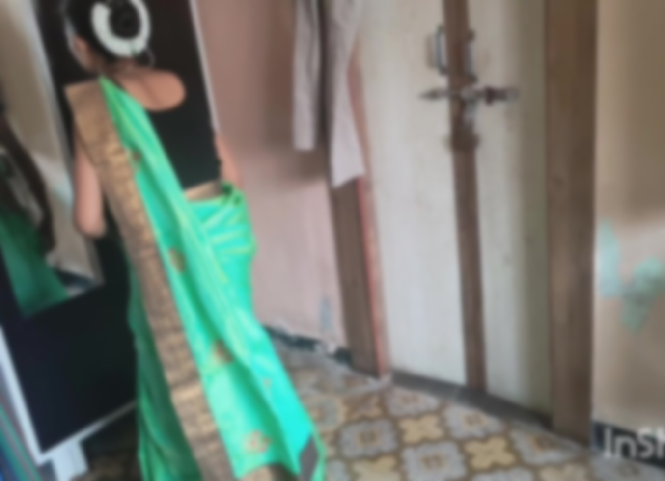 Village Bhabhi In Green Saree Getting Ready For Party