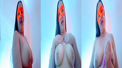 Camare Del Bar Masajea Sus Senos Pa Su Cliente Y Queda Mudo FULL ON XRED / SHEER