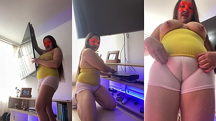 Empleada Puta Exhibe Su Enorme Vagina A Su Jefe Quiere Un Aumento De Sueldo Y Esta Dispuesta a tragar Verga