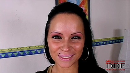 newcomer teases with her naked body (Panthera)