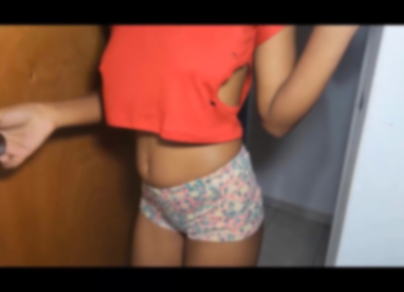 Morrita De 18: Nalgas Duras Y Prohibidas En La Escuela