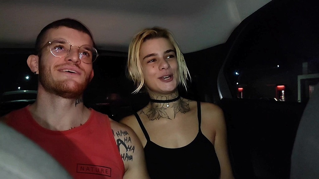 eu e meu namorado transamos no uber e depois paguei a corrida com um boquete (Carmona, Russah) eu e meu namorado transamos no uber e depois paguei a corrida com um boquete (Carmona, Russah)