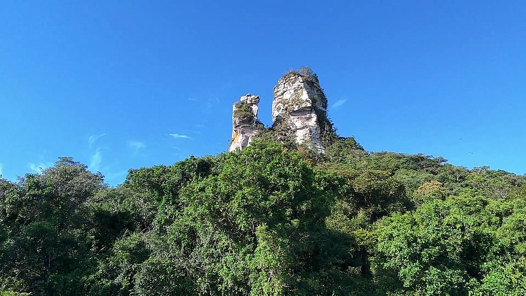 sexo na mata no morro itacolomi (Dinnigata, O Piolhento) sexo na mata no morro itacolomi (Dinnigata, O Piolhento)