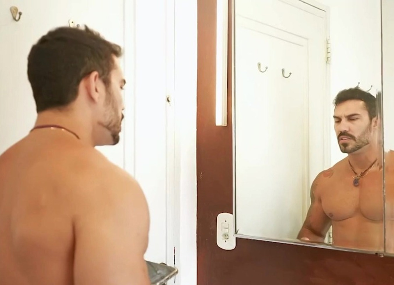 Enteado Folgado, Achou Ia Comer E Dormir De Graca Aqui Na Minha Casa. Pagou Com O Cuzinho A Hospitalidade. - Parte I
