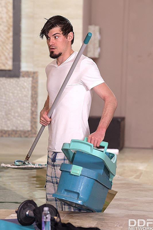 After Workout Anal Threesome with Bisexual Fitness Babes Nataly  #4