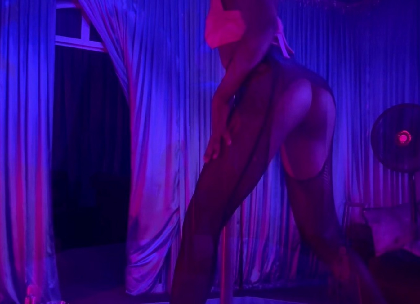 Sexy Strippers School Crush Walks Into Club Drill And Unsuspectingly Asks Her For A Lapdance...And Got Alot More That He Bargained For!!