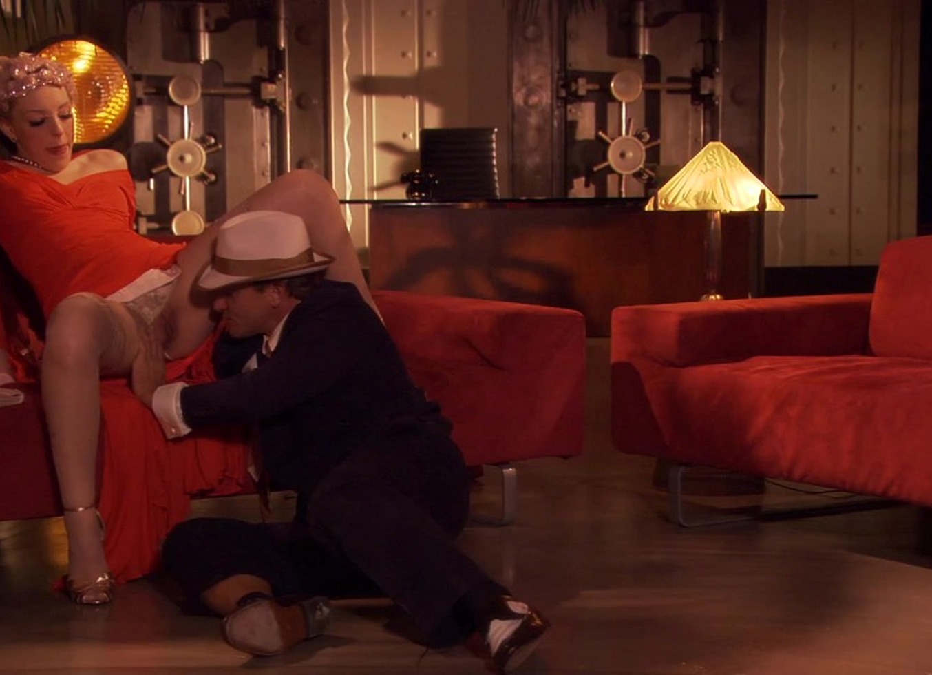 Felix Vicious Takes on a Dick Like an Old Fashioned Whore