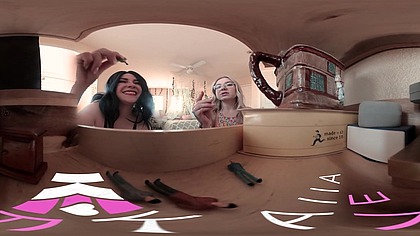 VR 360 Eating OuR Way through Tinytown