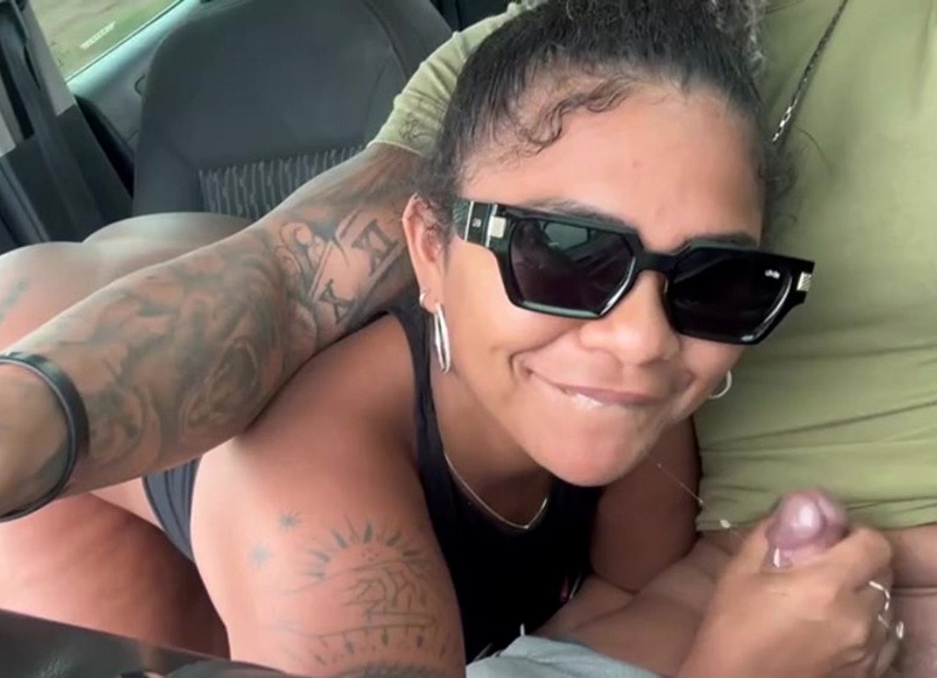 It Was Supposed To Be Just A Ride For My Married Friend, But I Had To Stop To Fuck Her In Secret